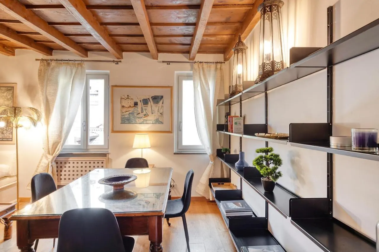 Milan Royal Suites - Castello Apartment
